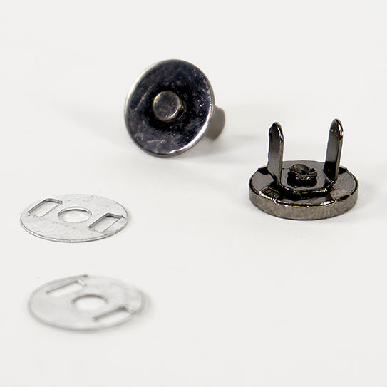 Magnetic Closure